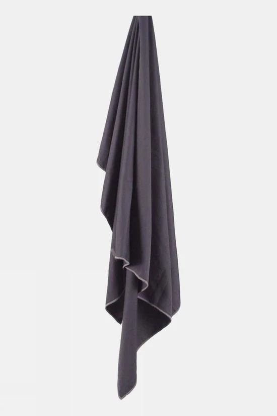 Lifeventure HydroFibre Quick Dry Towel - Large 4 Lifeventure HydroFibre Quick Dry Towel - Large - Image 4